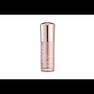 Lancer Skincare - Dani Glowing Skin Perfector